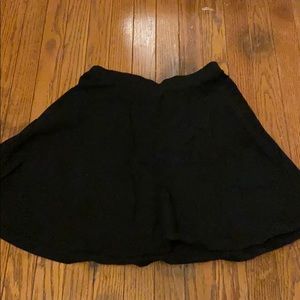 💙black comfy Forever 21 skater skirt
